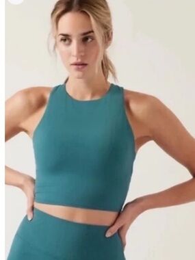 Athleta Teal Conscious Crop Top Sz Medium  NWT 
Workout/ activewear